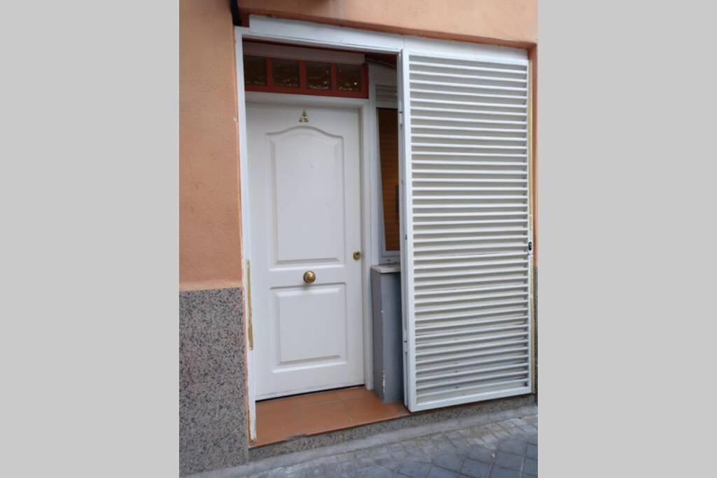R22-Loft En Madrid Con Aire Acondicionado Y Wifi Apartment Luaran gambar